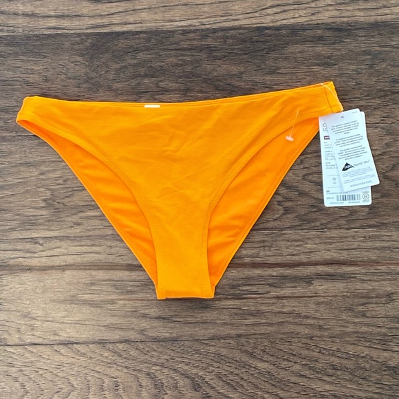Athleta Other - 🆕 Medium Athleta Cloudbreaker Rib Low Rise Bottom